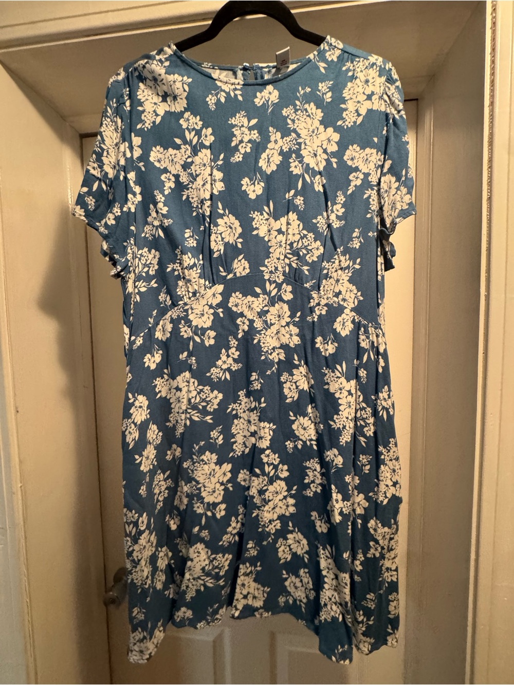 Old Navy Teal and White Floral Mini Dress - Picture 4 of 4